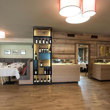 Hotel Vallechiara Bormio Bagian luar foto