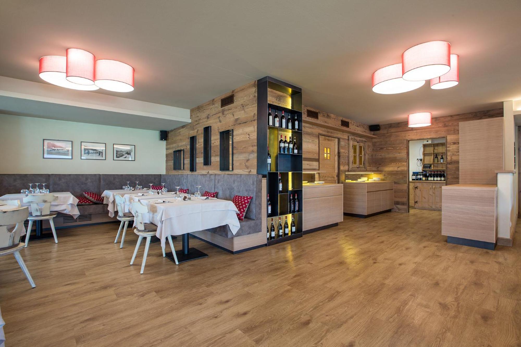 Hotel Vallechiara Bormio Bagian luar foto