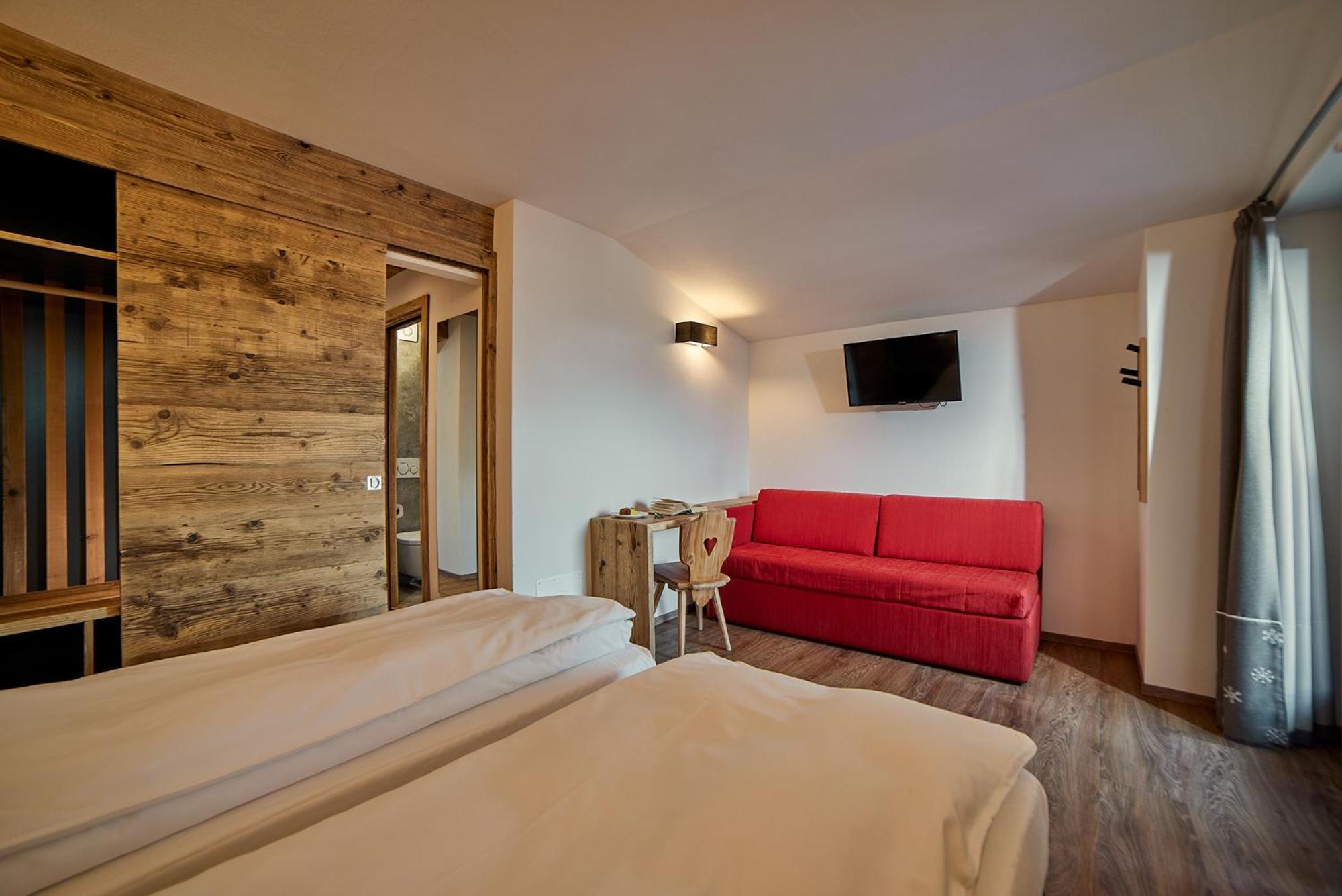 Hotel Vallechiara Bormio Bagian luar foto