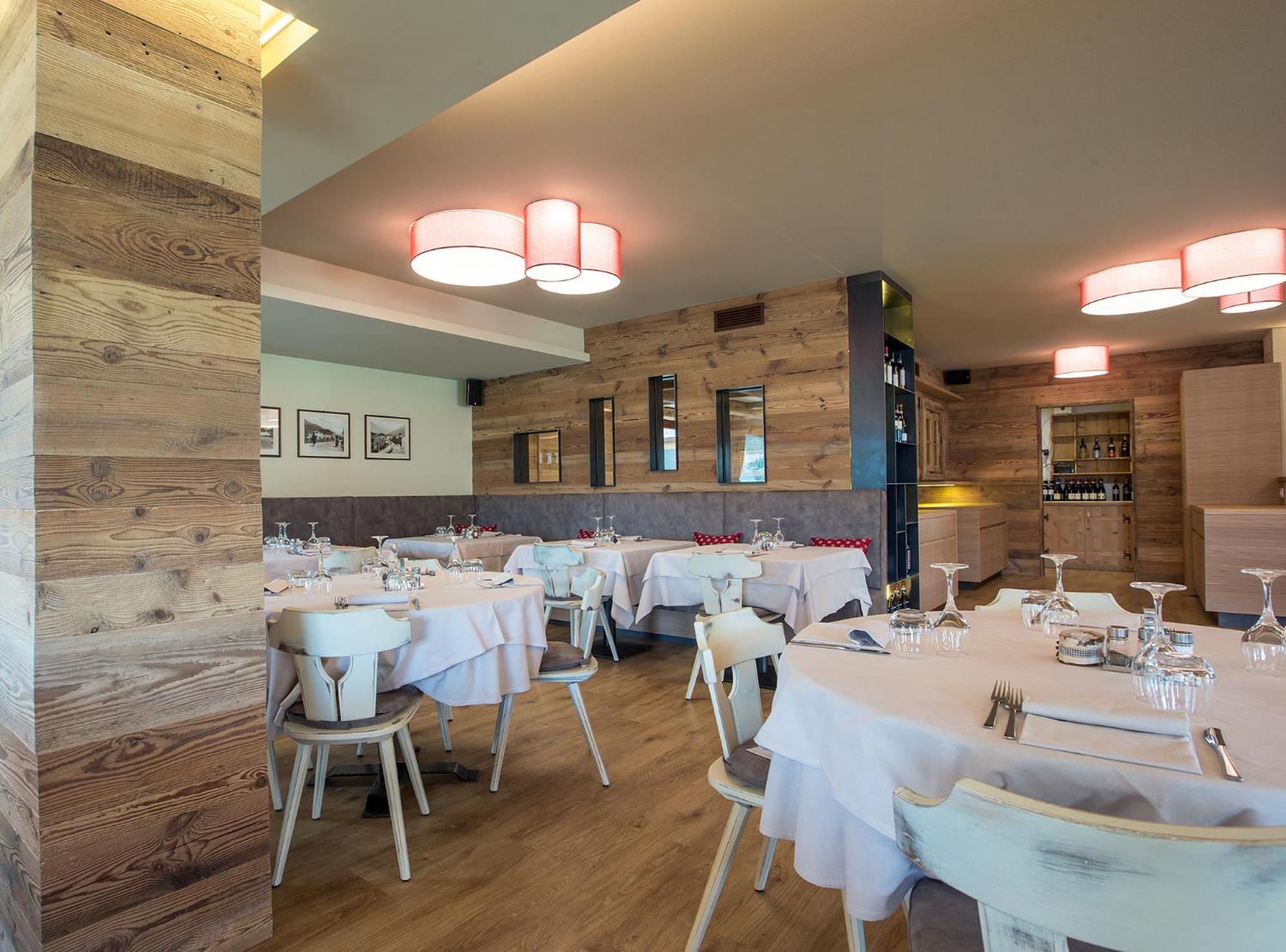 Hotel Vallechiara Bormio Bagian luar foto