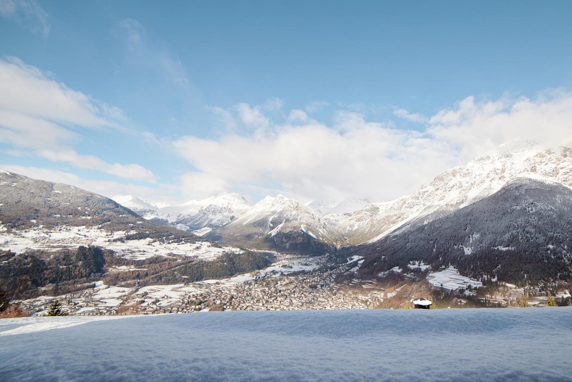 Hotel Vallechiara Bormio Bagian luar foto