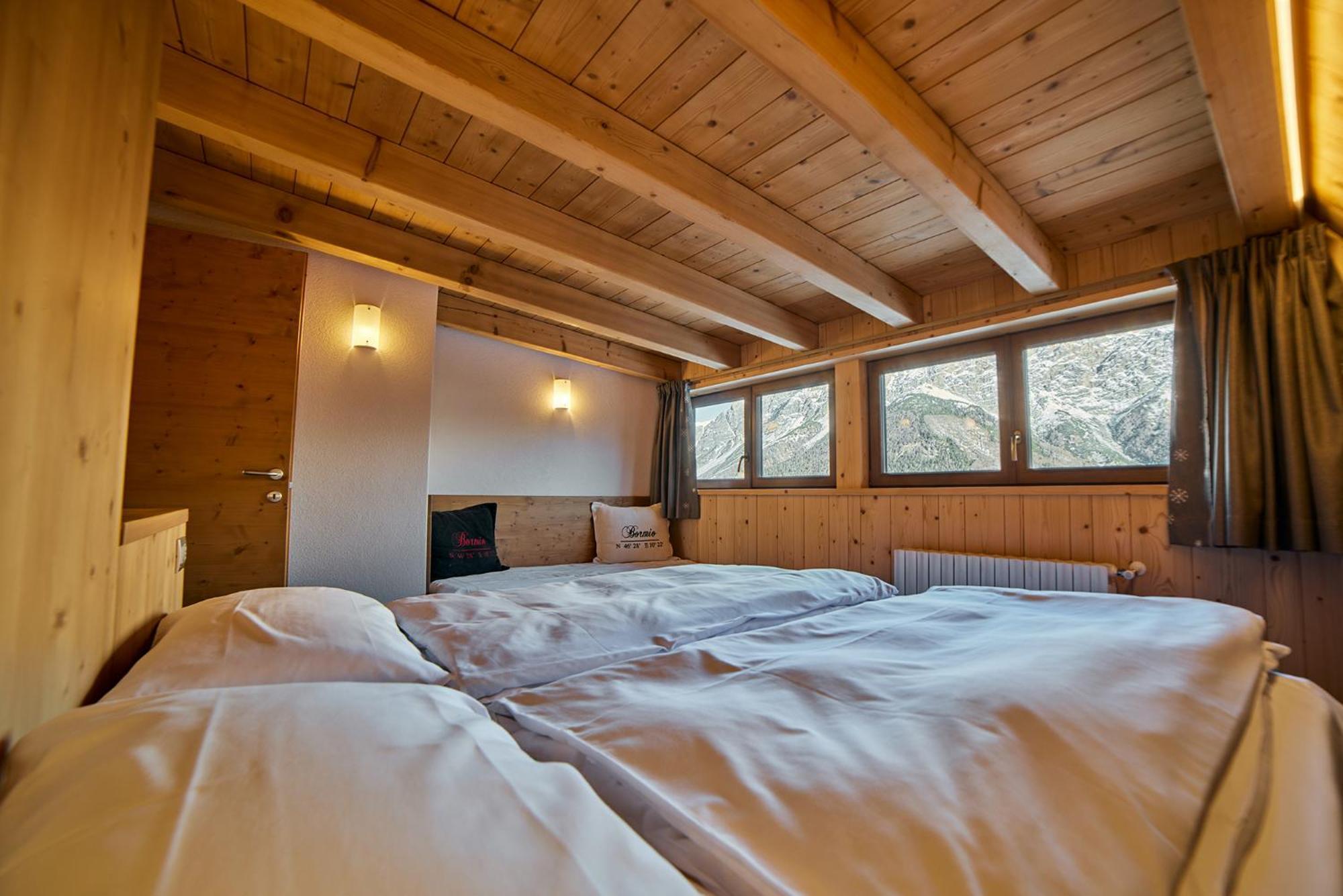 Hotel Vallechiara Bormio Bagian luar foto