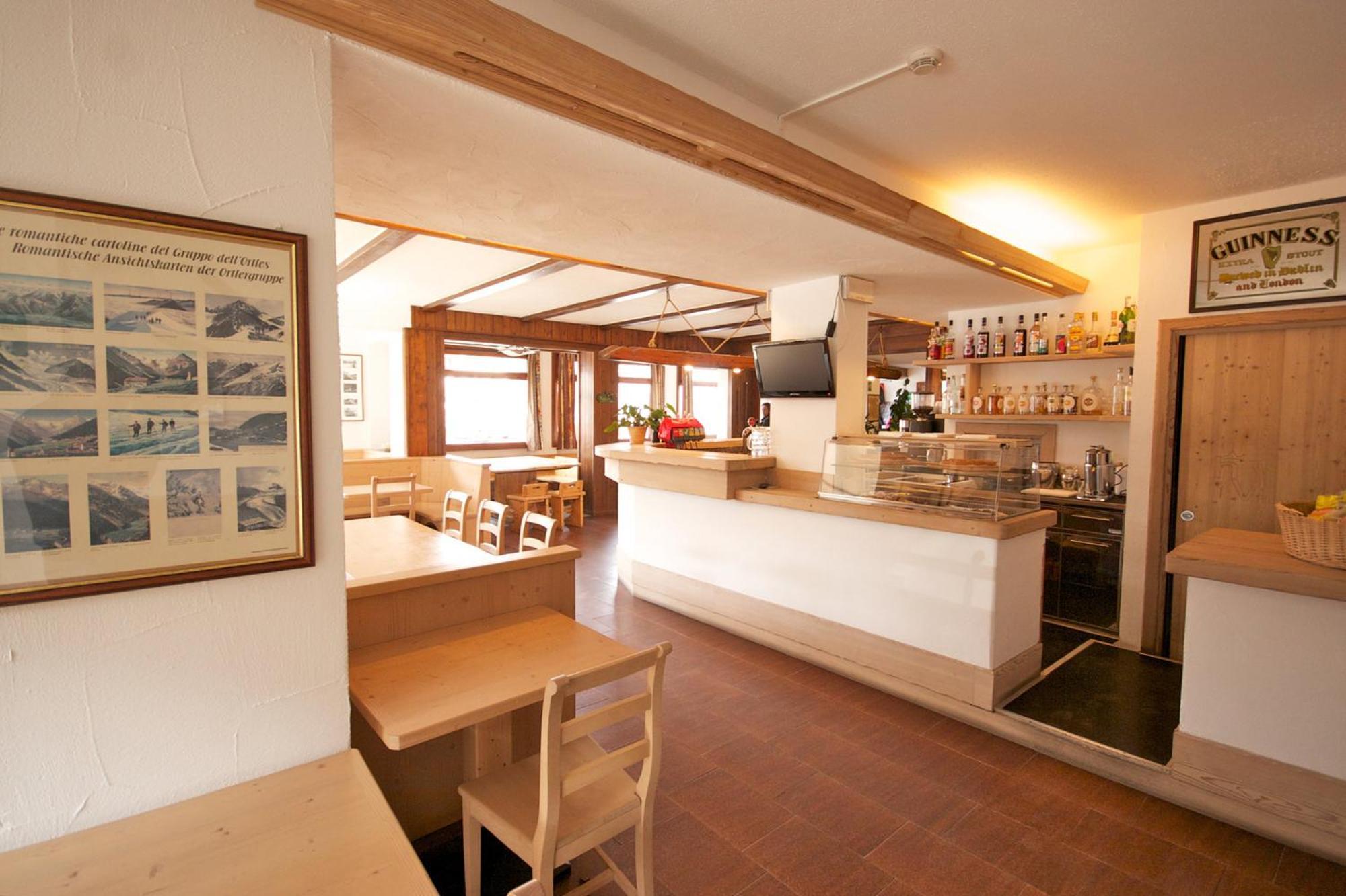 Hotel Vallechiara Bormio Bagian luar foto
