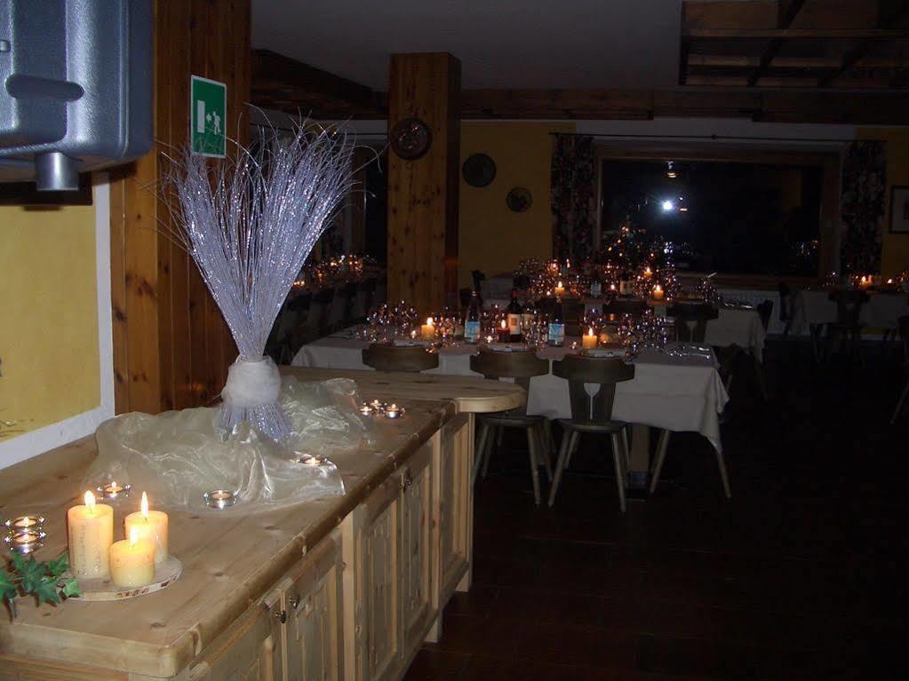 Hotel Vallechiara Bormio Bagian luar foto